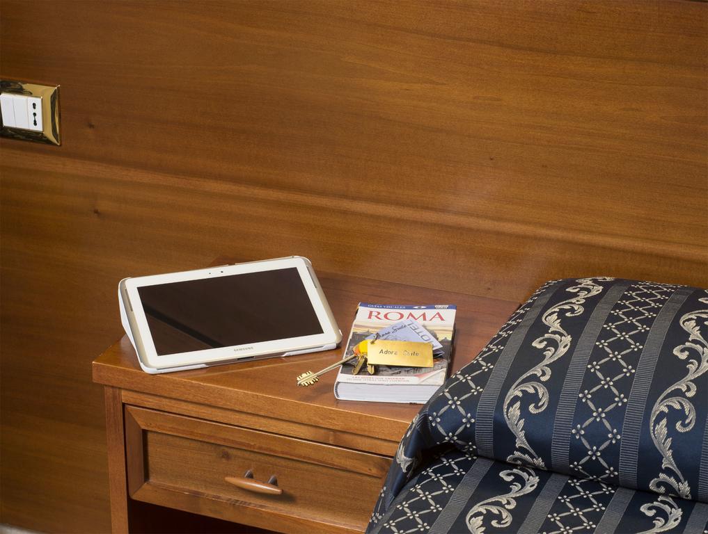 Adorasuite B&B Rome Bagian luar foto